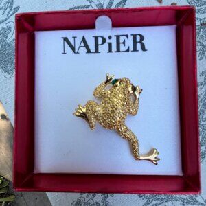 Napier Vintage  Frog Brooch